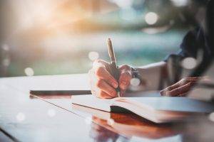 Use a Freelance Lawyer to Improve You Pleadings